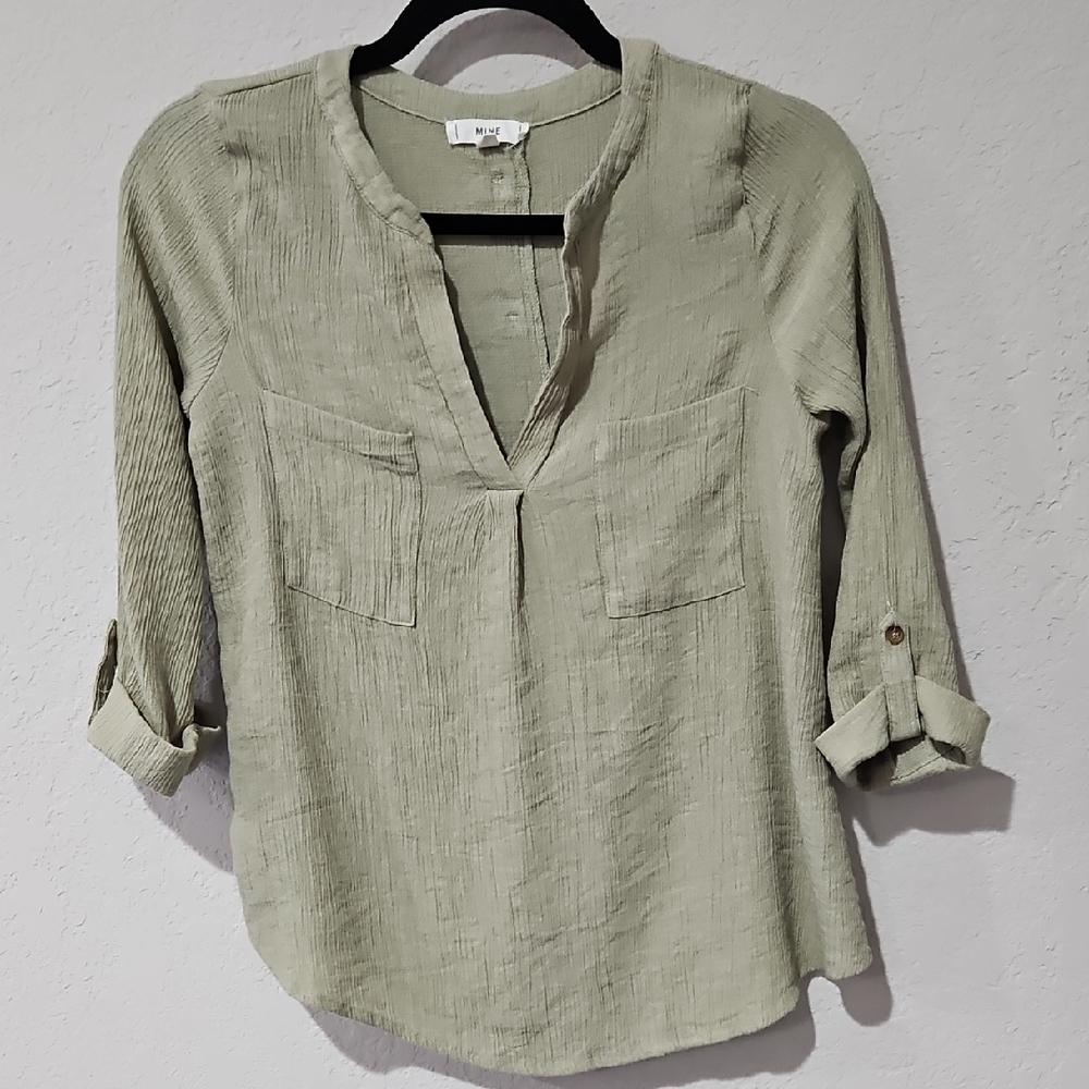 EUC Mine Sage Green 3/4 Length Sleeve Women's Blouse